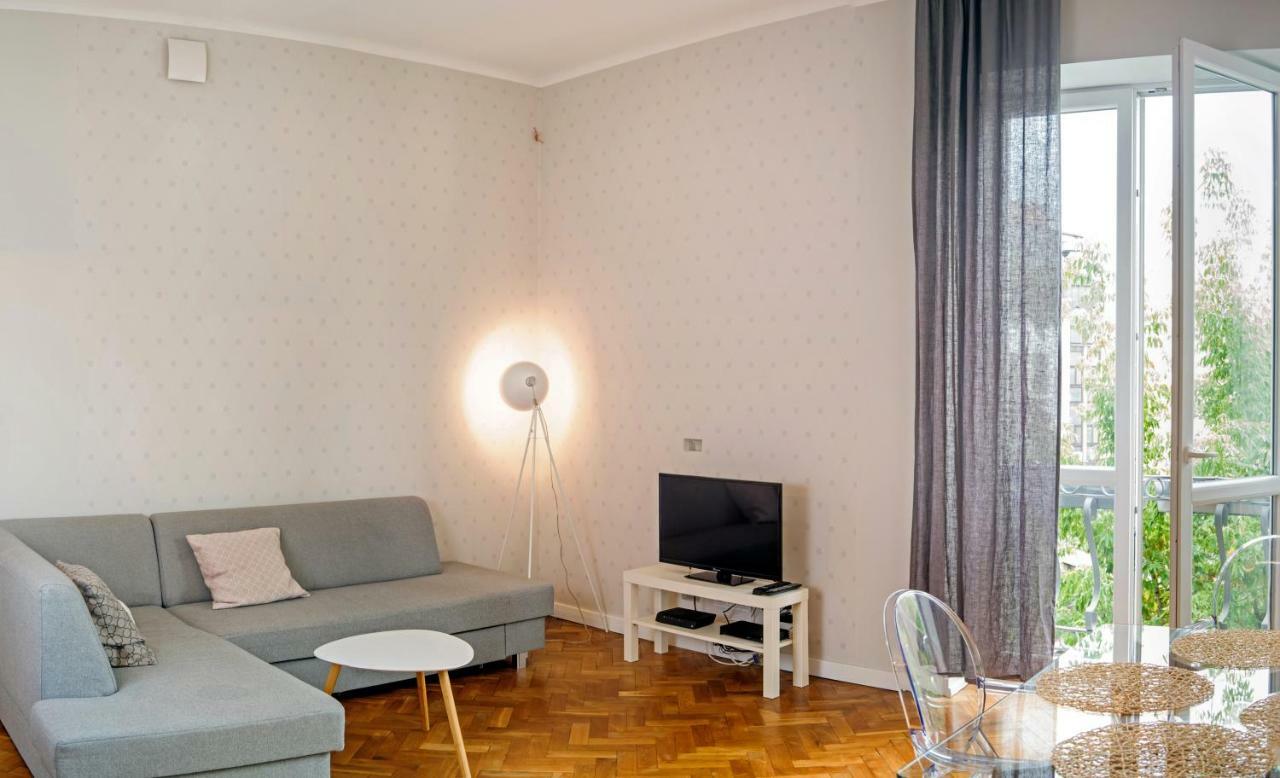 Zoli Apartment Варшава Екстериор снимка